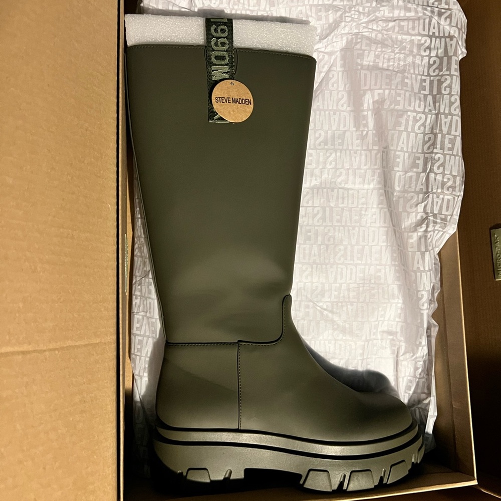 Steve Madden Boots